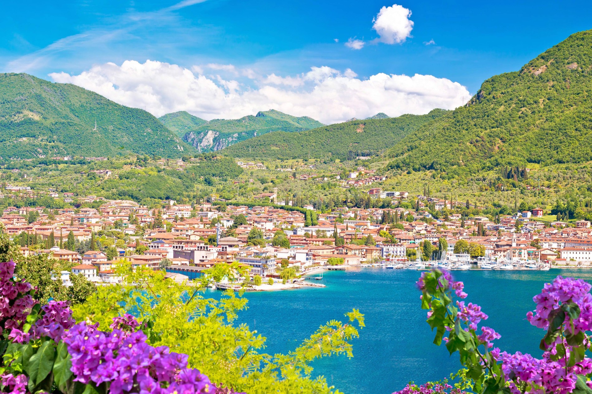 Il Lago di Garda: un Magnete per il Lusso e gli Investimenti Immobiliari 